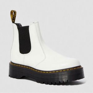 Dr. Martens 2976 Quad Platform Chelsea Boots Women’s 6/Men’s 5